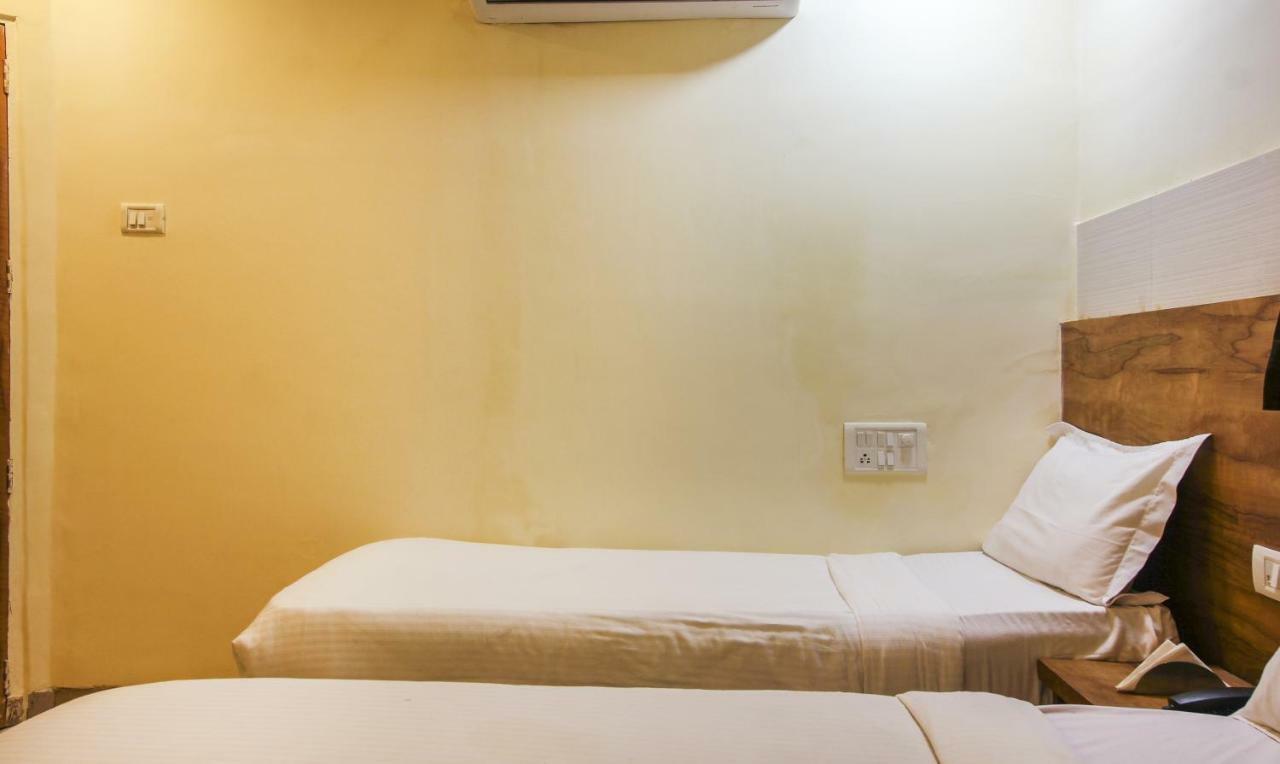 Tiba Hotel Mumbai Eksteriør bilde